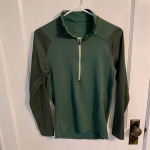 Men’s Patagonia quarter zip lightweight pullover